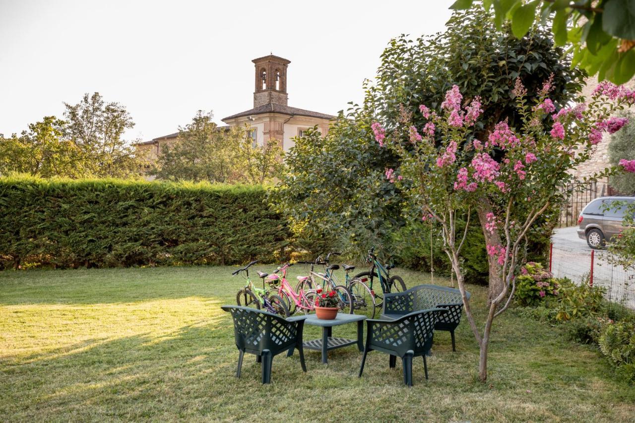 Borgo Santa Lucia Apartment With Private Parking & Garden Губбио Экстерьер фото