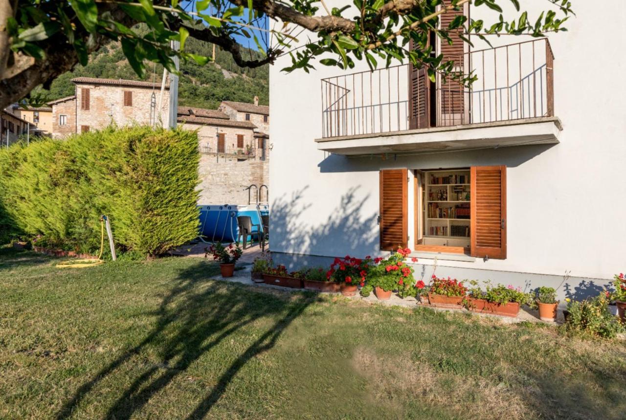 Borgo Santa Lucia Apartment With Private Parking & Garden Губбио Экстерьер фото